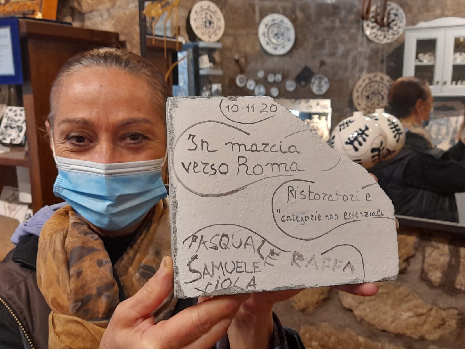 Cinzia meets the 40 Tuscan Restaurateurs and “Non-essential Categories”